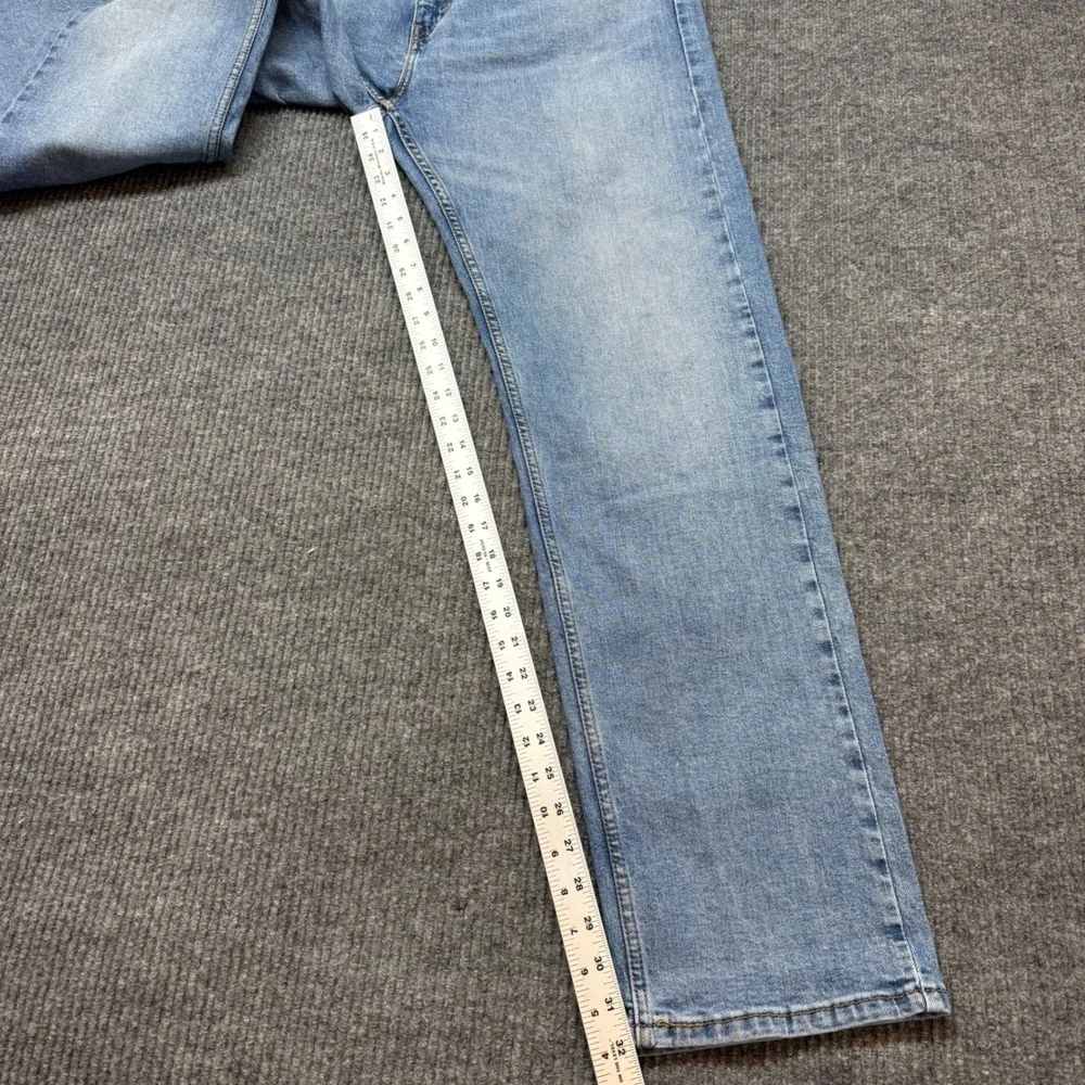 Levi's 505 38x34 Regular Fit Straight Leg‎ Jeans Medium Wash Classic Denim
